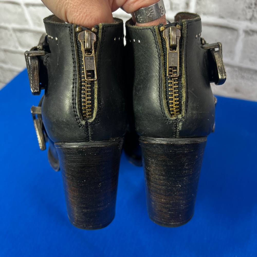 |•FREEBIRD🦅BY STEVEN•| Violet Western/Boho Silver Buckle Bootie - Picture 9 of 15
